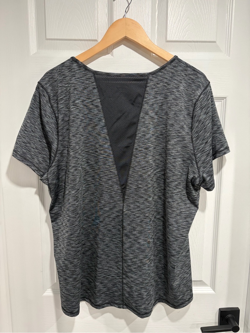 2/$25 Ricki’s Activewear Gray Short Sleeve Tee Breathable Mesh Back Panel - Picture 4 of 7